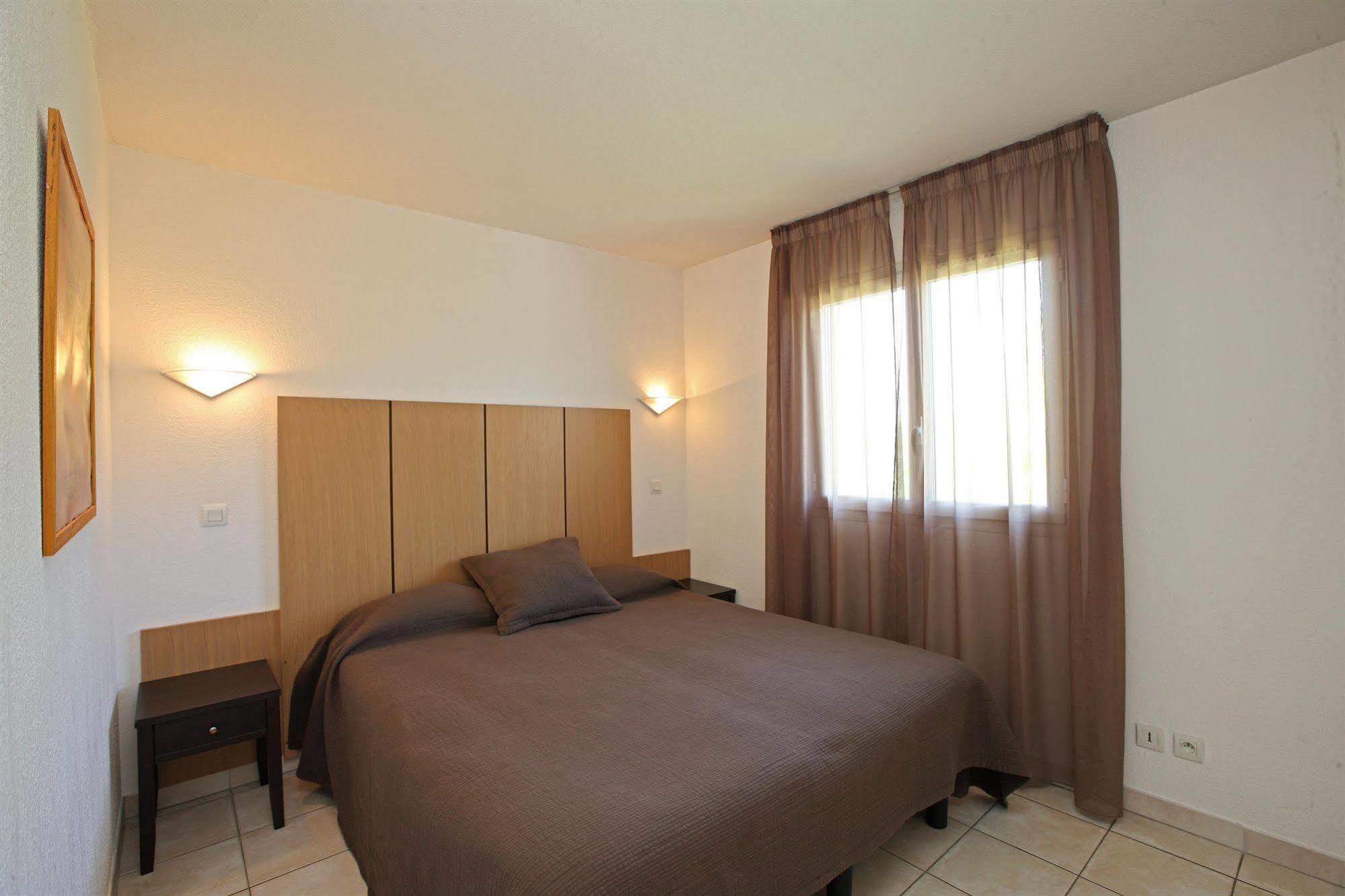 Le Rivage Aparthotel Mandelieu-la-Napoule Exterior photo